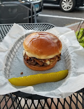 Cheeseburger With Caramelized Onions