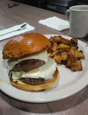 Double Cheeseburger With Home Fries