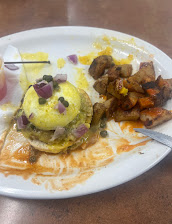 Crabcake Benedict Woth Getting
