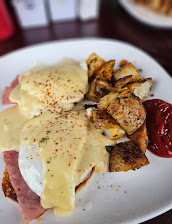 Eggs Benedict