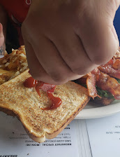 Blt With Eggs