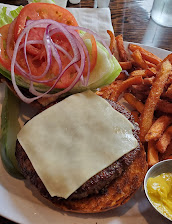Classic Burger W Sweet Potato Fries
