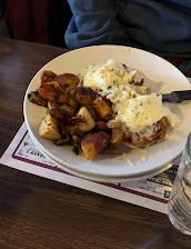 Crab Benedict